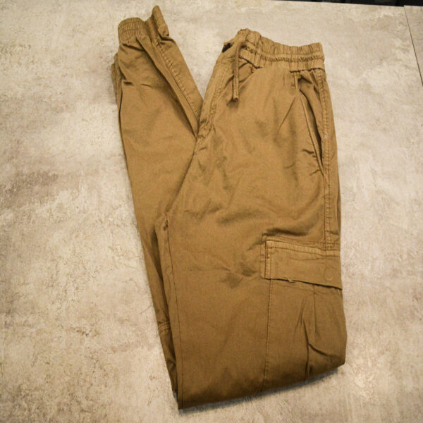 Pantalón cargo importado